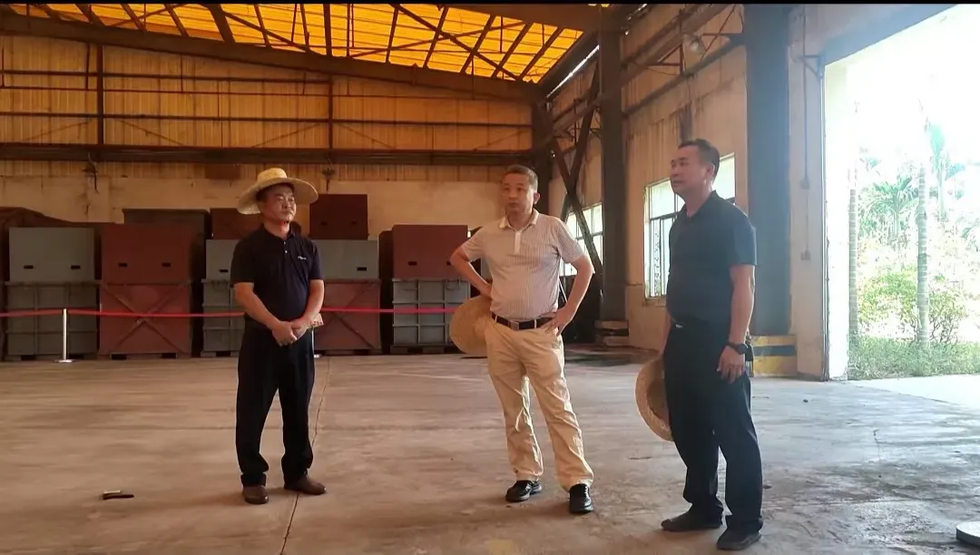 1727600142410073114.jpg 1727600142410073114.jpg